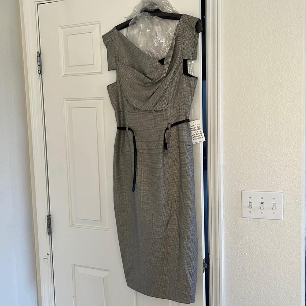 Black Halo Jackie O dress